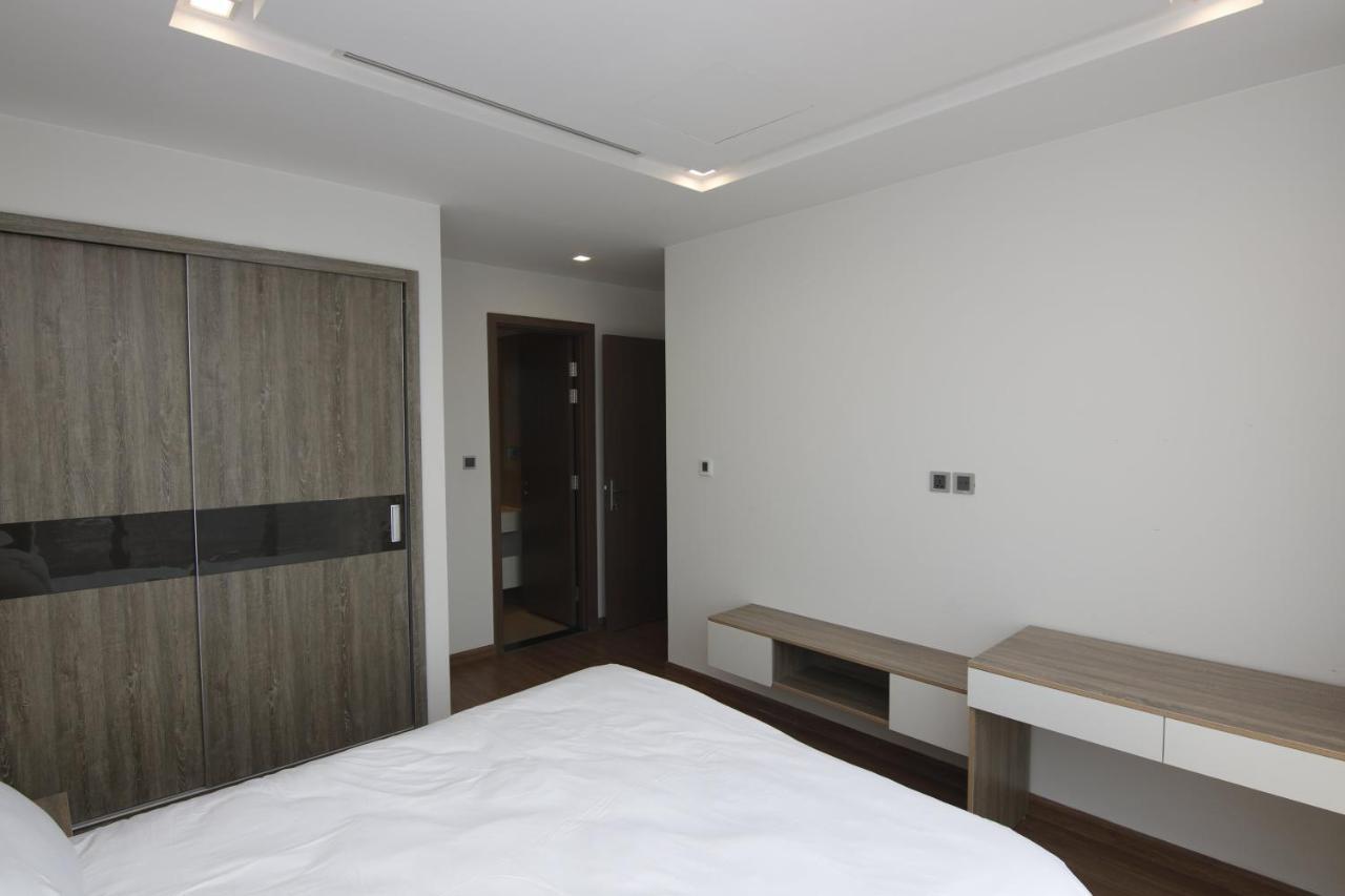 Fujihousing - Vinhomes Metropolis Apartment Ханой Екстериор снимка